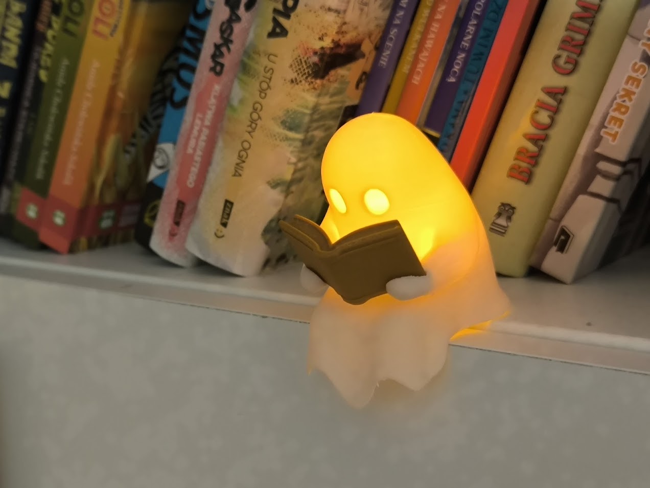 Lezend spookje - LED theelicht houder